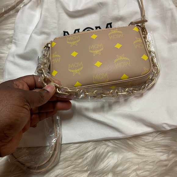 MCM Mini Color Splash Logo Pouch-On-Chain, Crossbody & Shoulder Purse - Picture 15 of 15